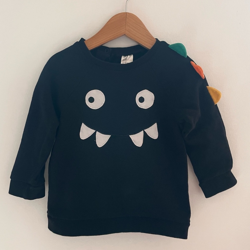 4/$25💥Monster Dinosaur Cute Sweatshirt, 3D Rainbow Shoulder Scales, Black White - Picture 3 of 8